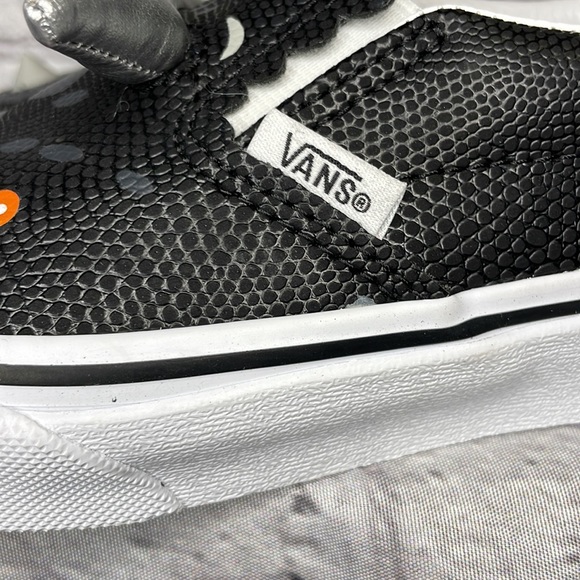 NWOT Vans Triceratops Slip-On - Size 2.5 Kids - Picture 10 of 14